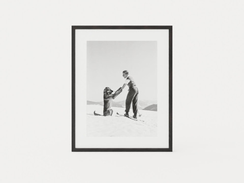 On tour - 80 x 100 - Black and white photograph printed on photo paper paspatour with black frame 3D Model