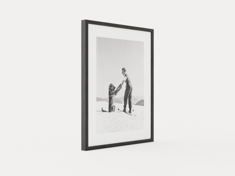 On tour - 80 x 100 - Black and white photograph printed on photo paper paspatour with black frame 3D 模型