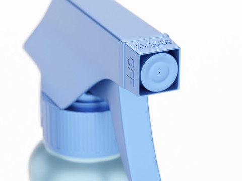 High-Quality 3D Spray Bottle Model Modello 3D