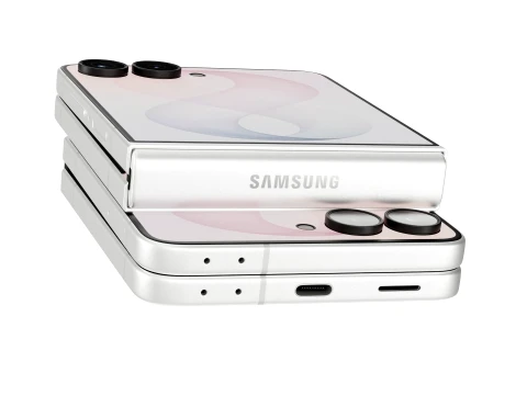 Samsung Galaxy Z Flip 8 Cream 3D Model