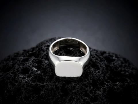 Jewelry Signet Ring v12 M Size 3D print modelJewelry Signet Ring v12 M Size 3D print model 3D Print Model