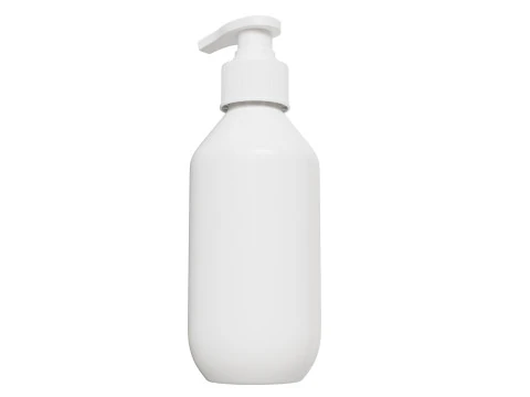 Plastic cosmetic bottle 01 3D Model
