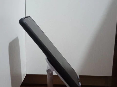 Soporte para celular plegable y con bisagras Modelo de impresión 3D