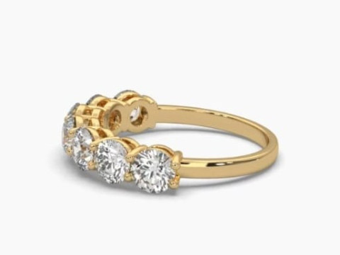 Printable 3D jewelry model of Solitaire Lady Ring with Diamond Modello 3D