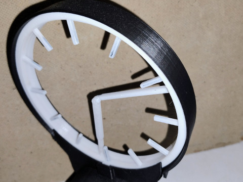 Hollow Clock Modèles 3D en vedette