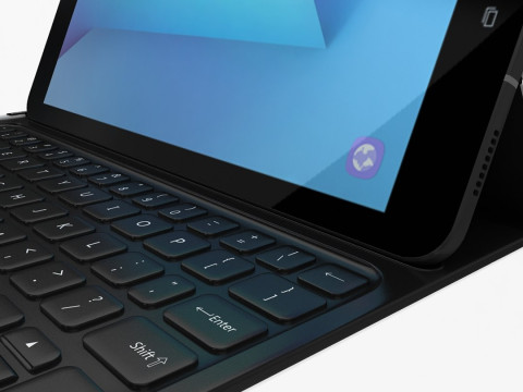 Samsung Galaxy Tab S3 Zilver met S Pen en Toetsenbord 3D Model