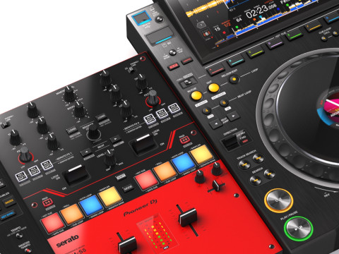 पायनियर डीजे सेट 4 डीजेएम-एस5 और सीडीजे 3000 नेक्सस 3D मॉडल