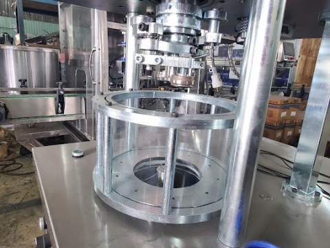 Aggraffatrice per lattine sottovuoto Modello 3D