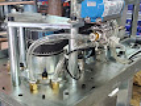 Aggraffatrice per lattine sottovuoto Modello 3D