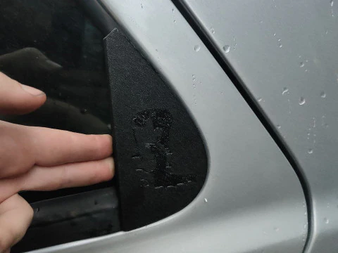 Fiesta Mk4 Rear Left Door Outside Triangle Trim Moulding Seal 3D Print Model