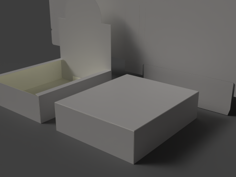 Een kartonnen bakje dat verandert in een displaydoos. De verpakking kan gesloten en gedemonteerd worden geopend 3D Model