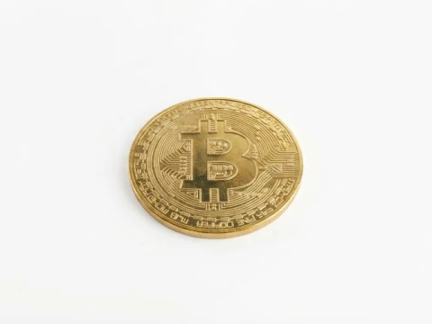 3D Gold Bitcoin Coin Model High-Detail Game-Ready Crypto Prop 3D Модель